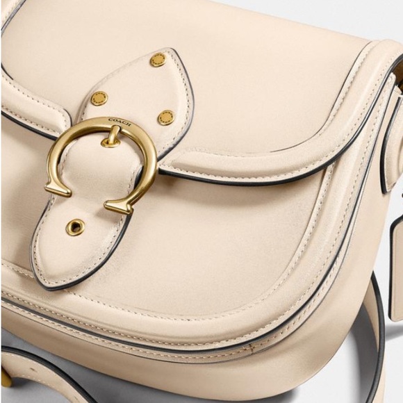 New💕Coach Beat Saddle Bag - Picture 6 of 6